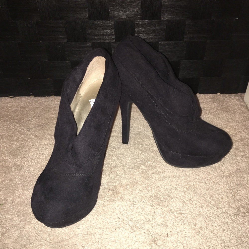 Booties - Picture 2 of 4